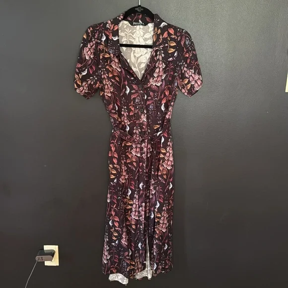 Disturbia Fox Glove Midi Dress - Picture 3 of 5